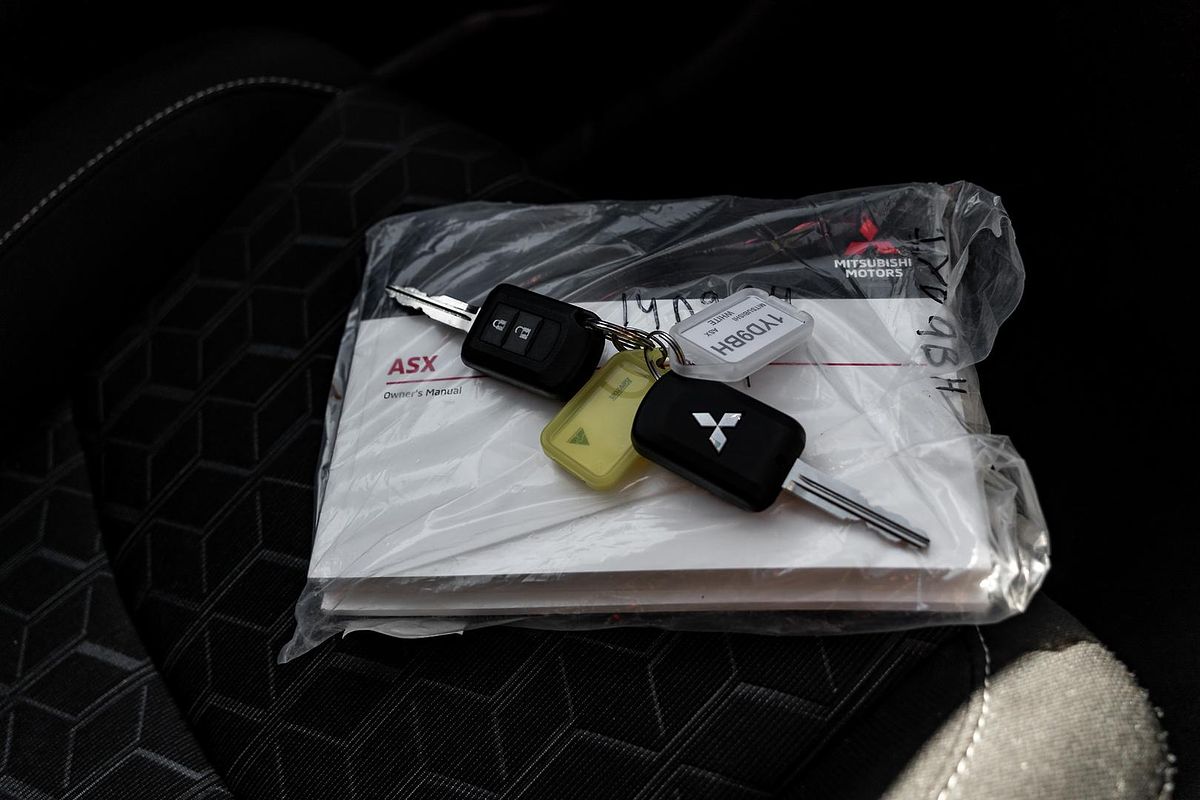 2023 Mitsubishi ASX ES XD