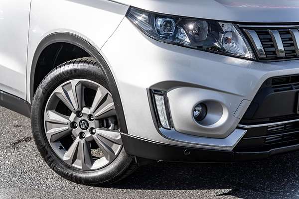2024 Suzuki Vitara Turbo Shadow LY Series II