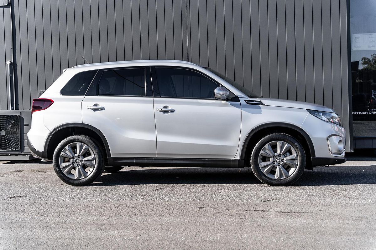 2024 Suzuki Vitara Turbo Shadow LY Series II