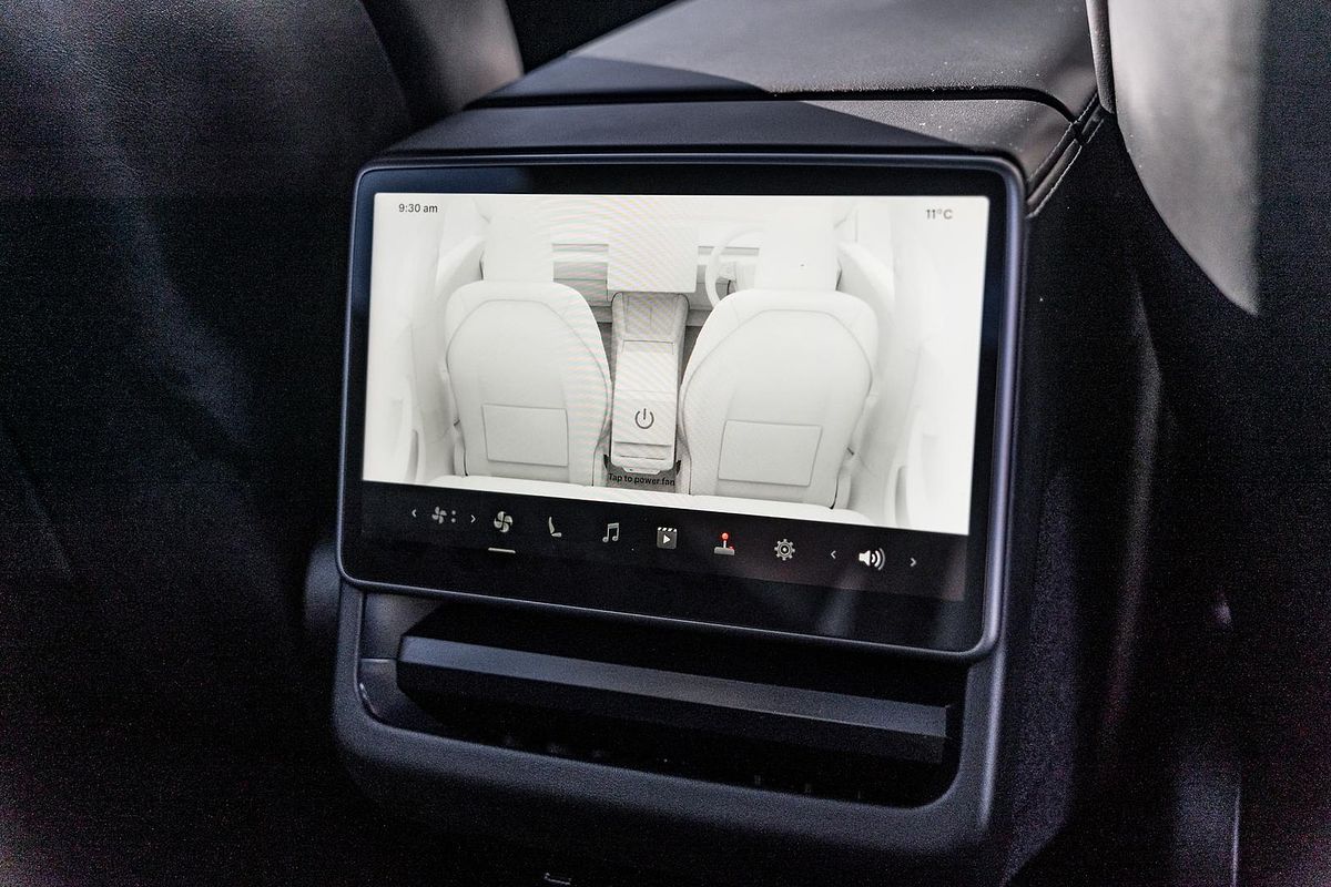 2023 Tesla Model 3 Rear-Wheel Drive