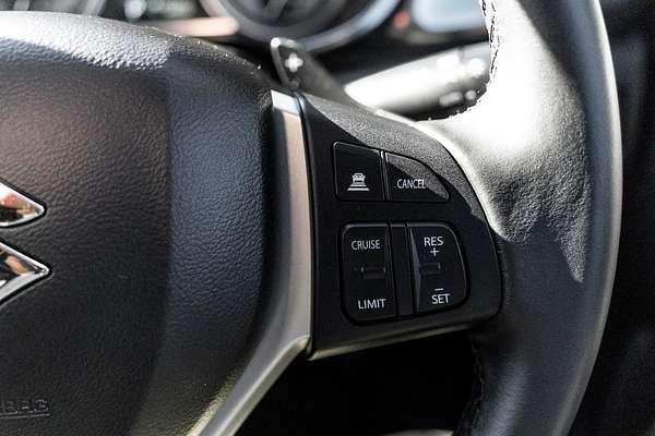 2024 Suzuki Vitara Turbo Shadow LY Series II
