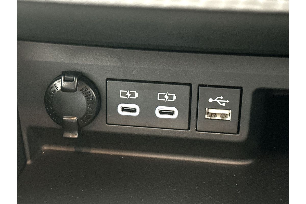 2024 Toyota Kluger Grande AXUH78R