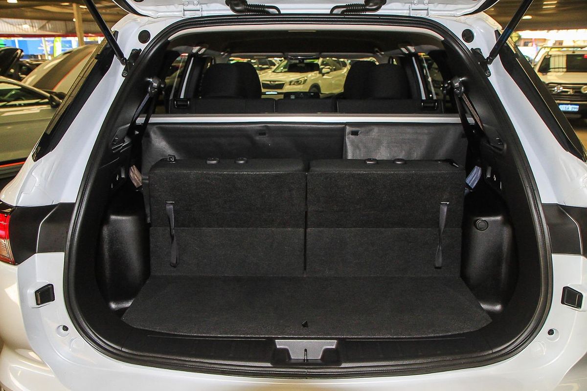 2024 Mitsubishi Outlander LS ZM