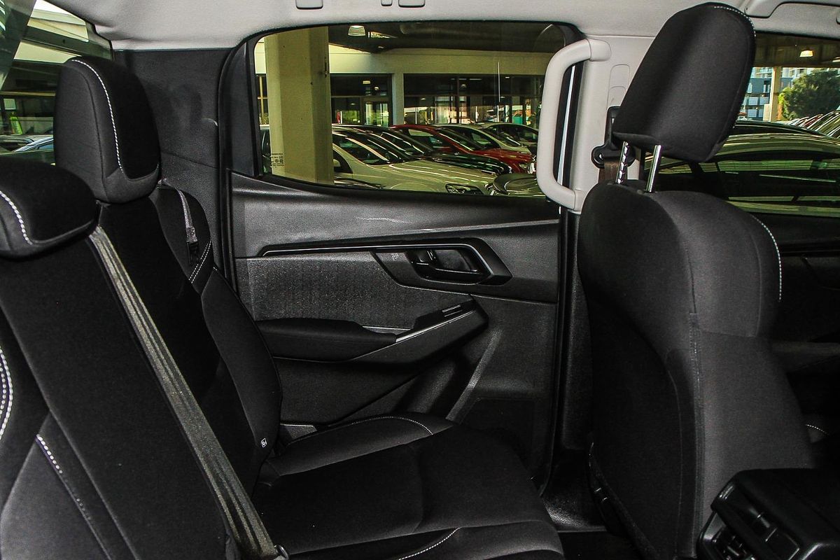 2022 Isuzu D-MAX SX 4X4