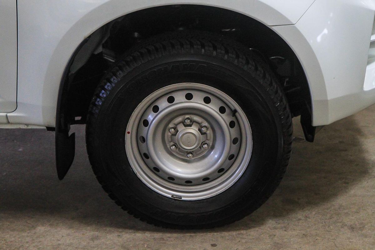 2020 Isuzu D-MAX SX High Ride Rear Wheel Drive