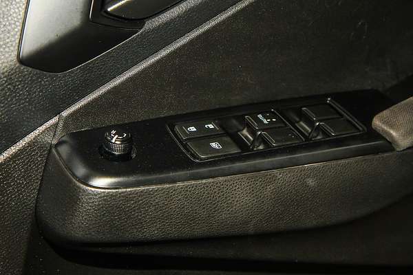 2020 Isuzu D-MAX SX High Ride Rear Wheel Drive