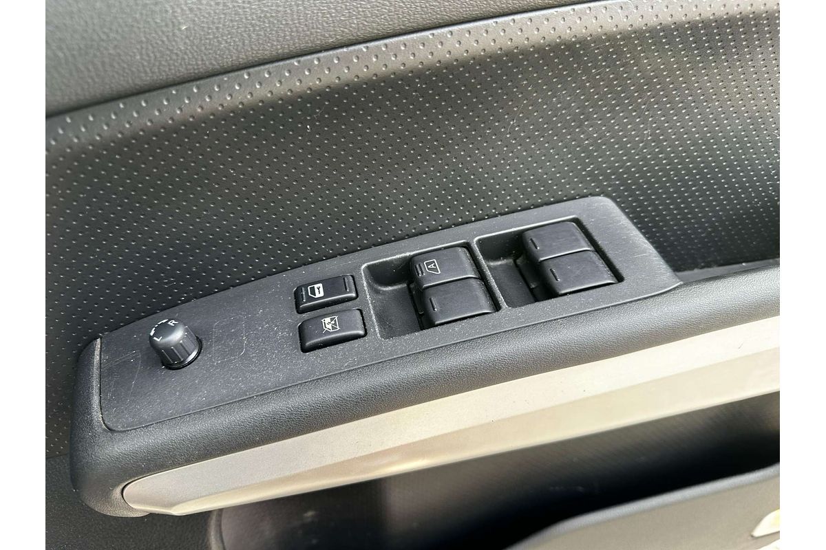 2010 Nissan X-TRAIL ST-L T31