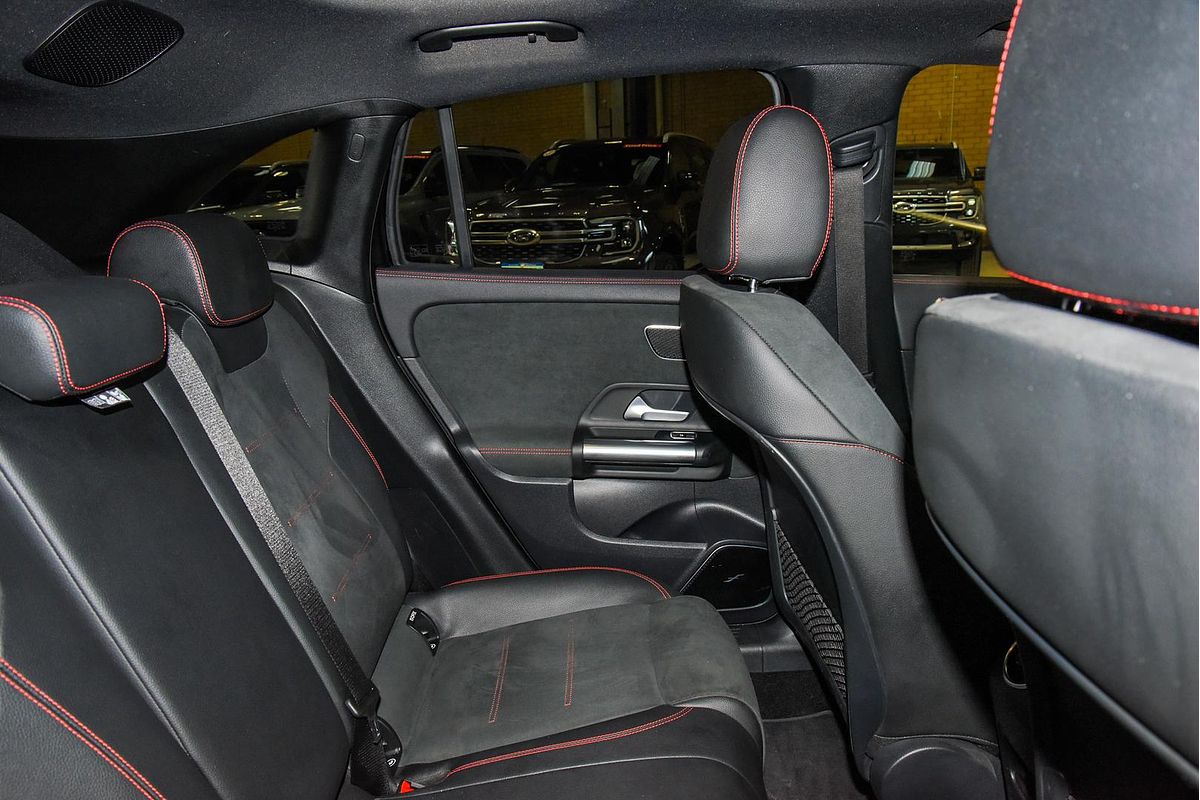 2021 Mercedes-Benz GLA-Class GLA200 H247