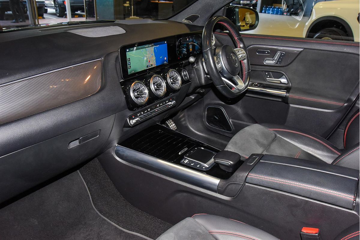 2021 Mercedes-Benz GLA-Class GLA200 H247