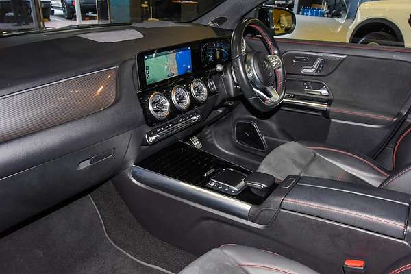 2021 Mercedes-Benz GLA-Class GLA200 H247