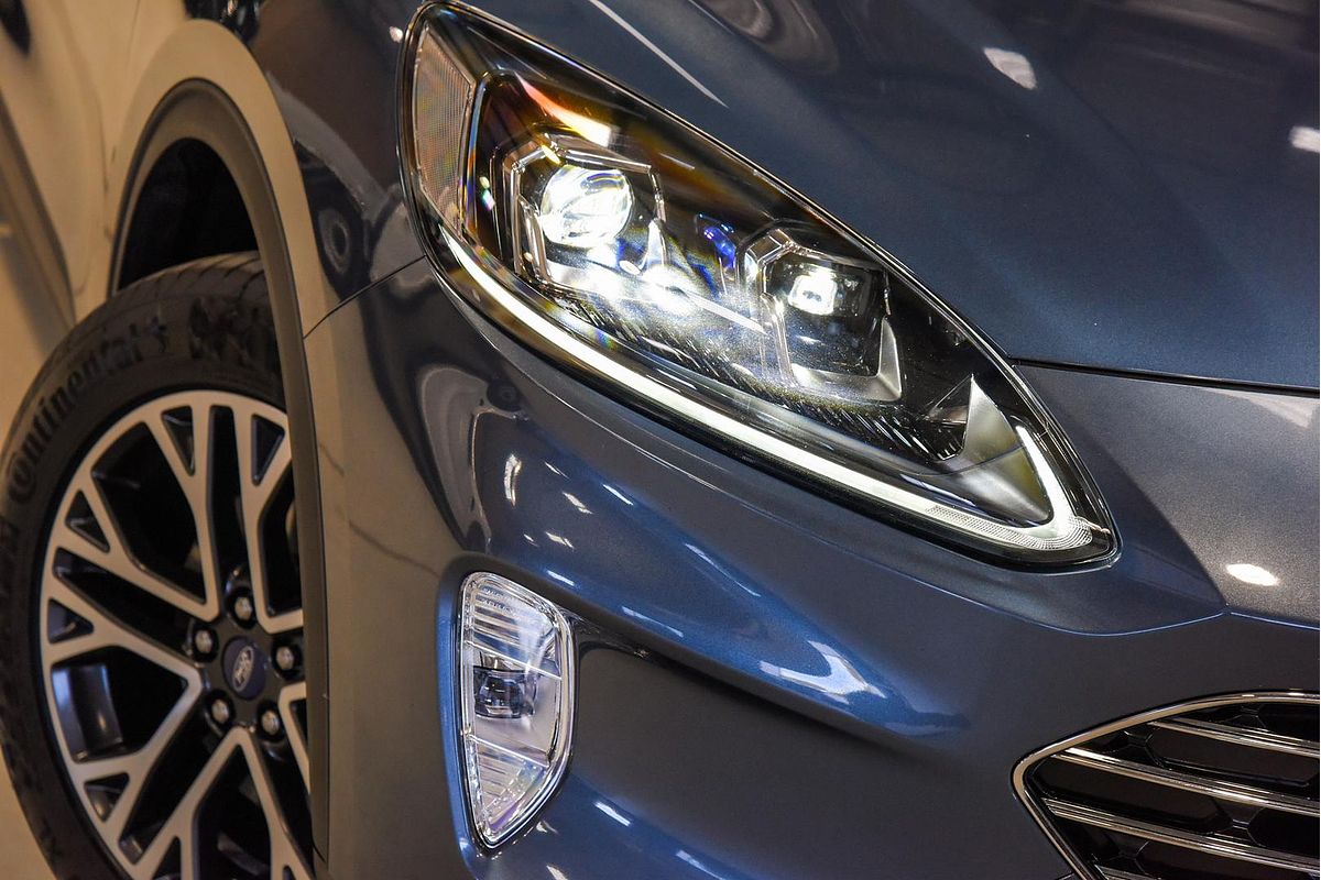 2020 Ford Escape ZH