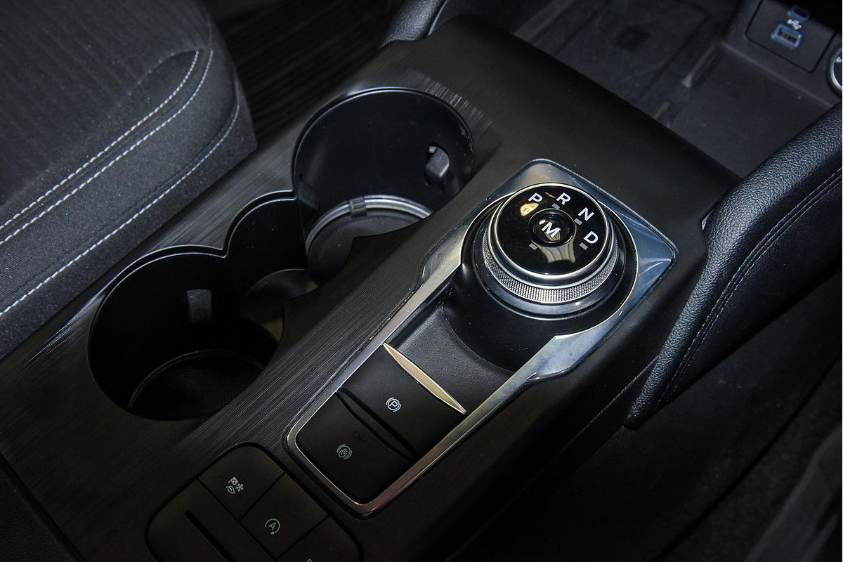2020 Ford Escape ZH