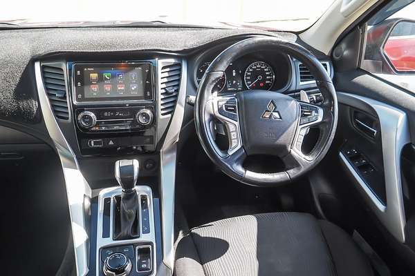 2017 Mitsubishi Pajero Sport GLX QE