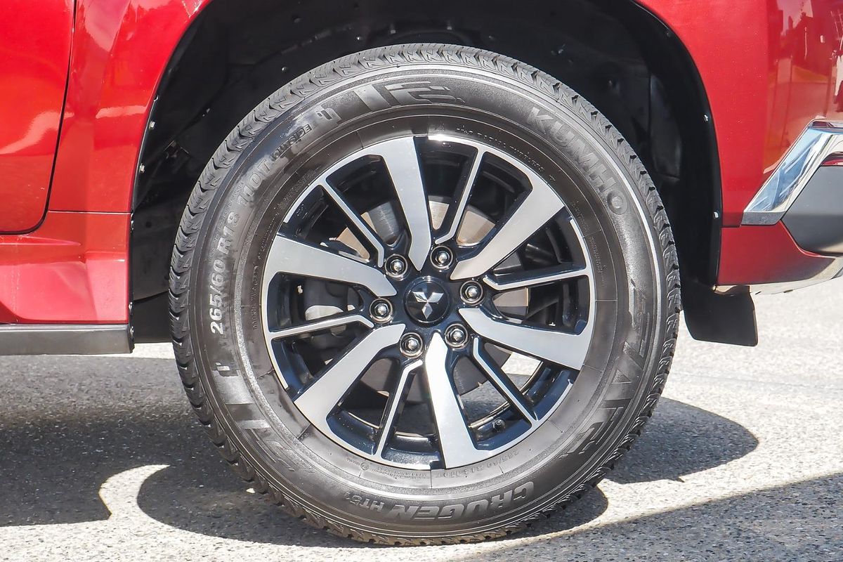 2017 Mitsubishi Pajero Sport GLX QE