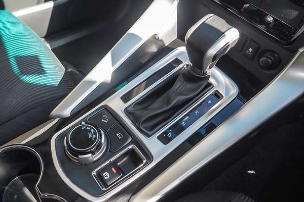 2017 Mitsubishi Pajero Sport GLX QE