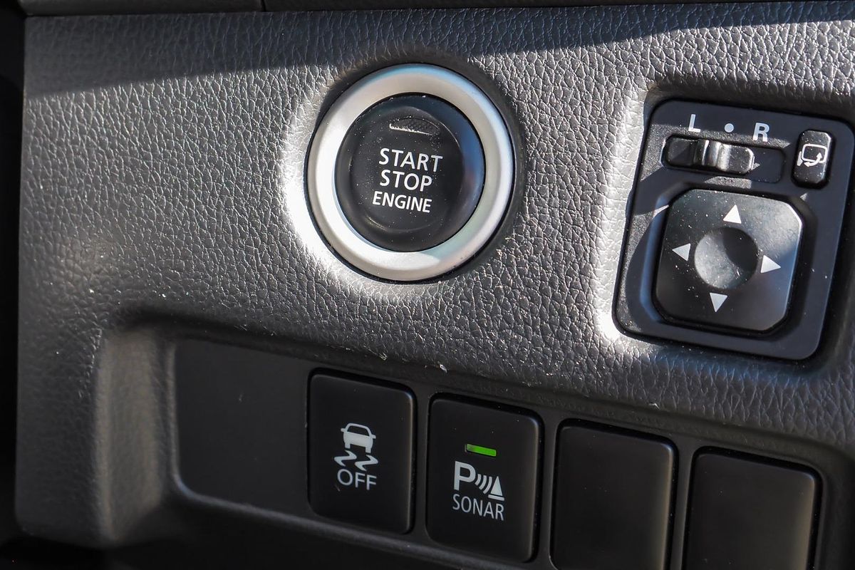 2017 Mitsubishi Pajero Sport GLX QE