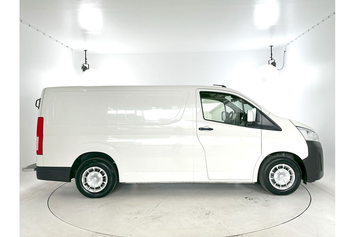 2022 Toyota Hiace GDH300R LWB