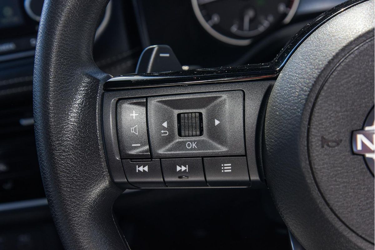 2024 Nissan X-TRAIL ST T33
