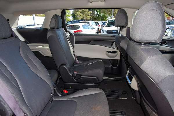 2024 Kia Carnival S KA4