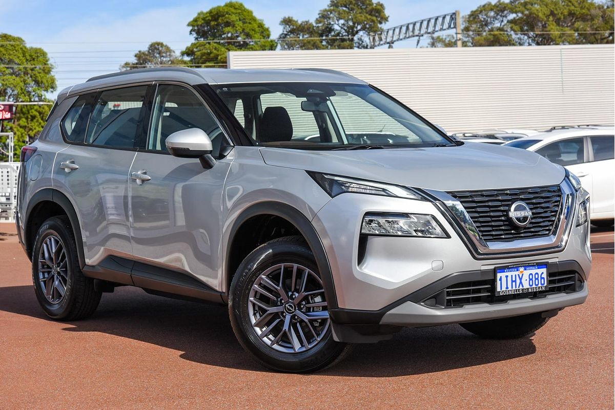 2024 Nissan X-TRAIL ST T33