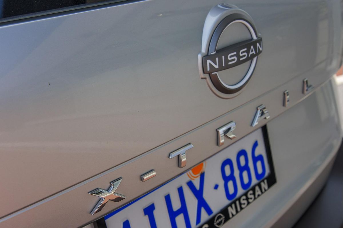 2024 Nissan X-TRAIL ST T33