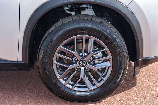 2024 Nissan X-TRAIL ST T33