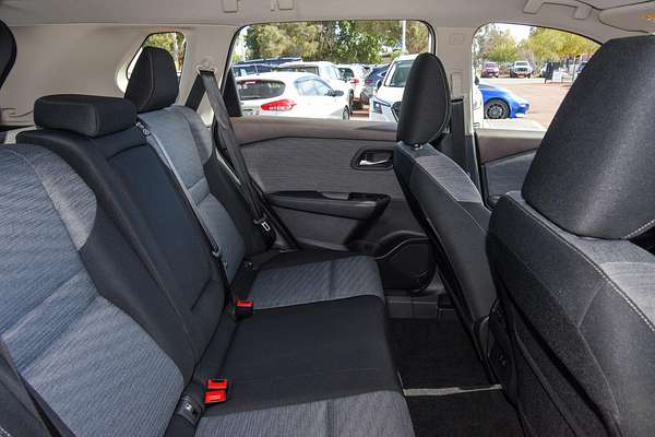 2024 Nissan X-TRAIL ST T33
