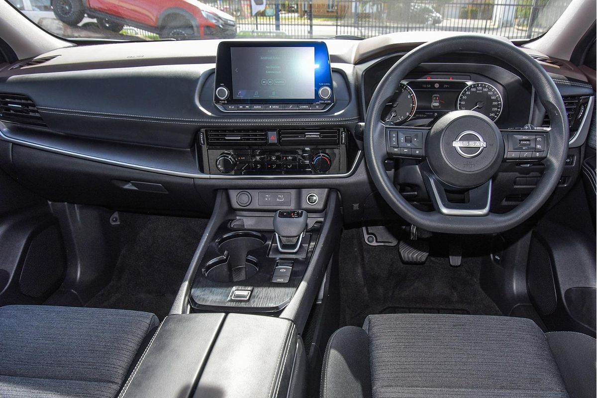 2024 Nissan X-TRAIL ST T33