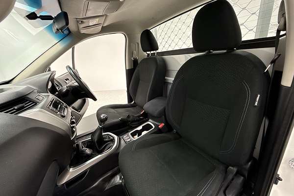 2019 Nissan Navara RX D23 Series 3 Rear Wheel Drive