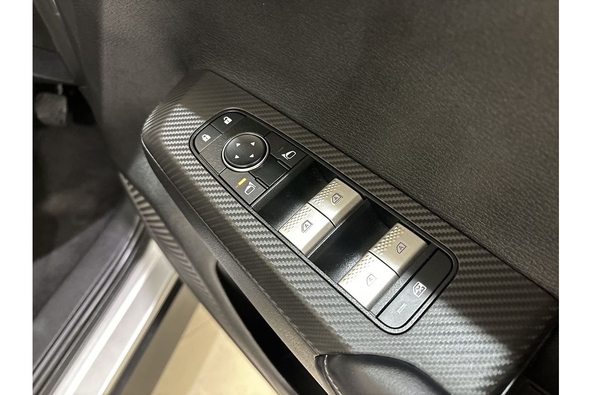 2024 Mitsubishi Outlander ES ZM