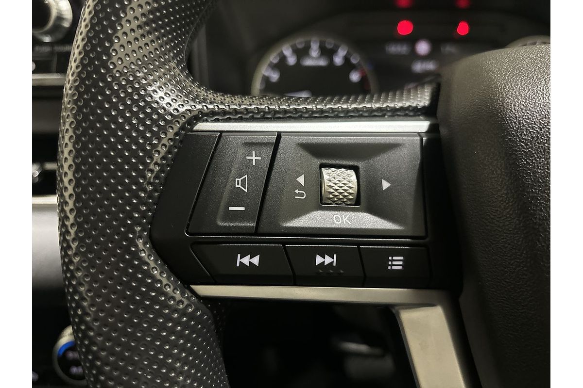 2024 Mitsubishi Outlander ES ZM