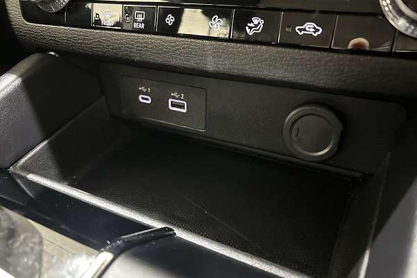 2024 Mitsubishi Outlander ES ZM