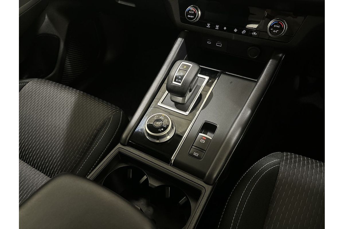2024 Mitsubishi Outlander ES ZM