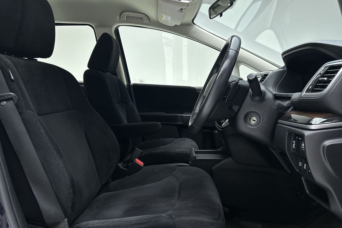 2014 Honda Odyssey VTi-L 5th Gen