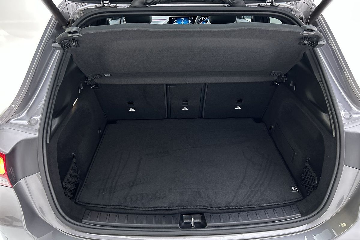 2021 Mercedes-Benz GLA-Class GLA200 H247