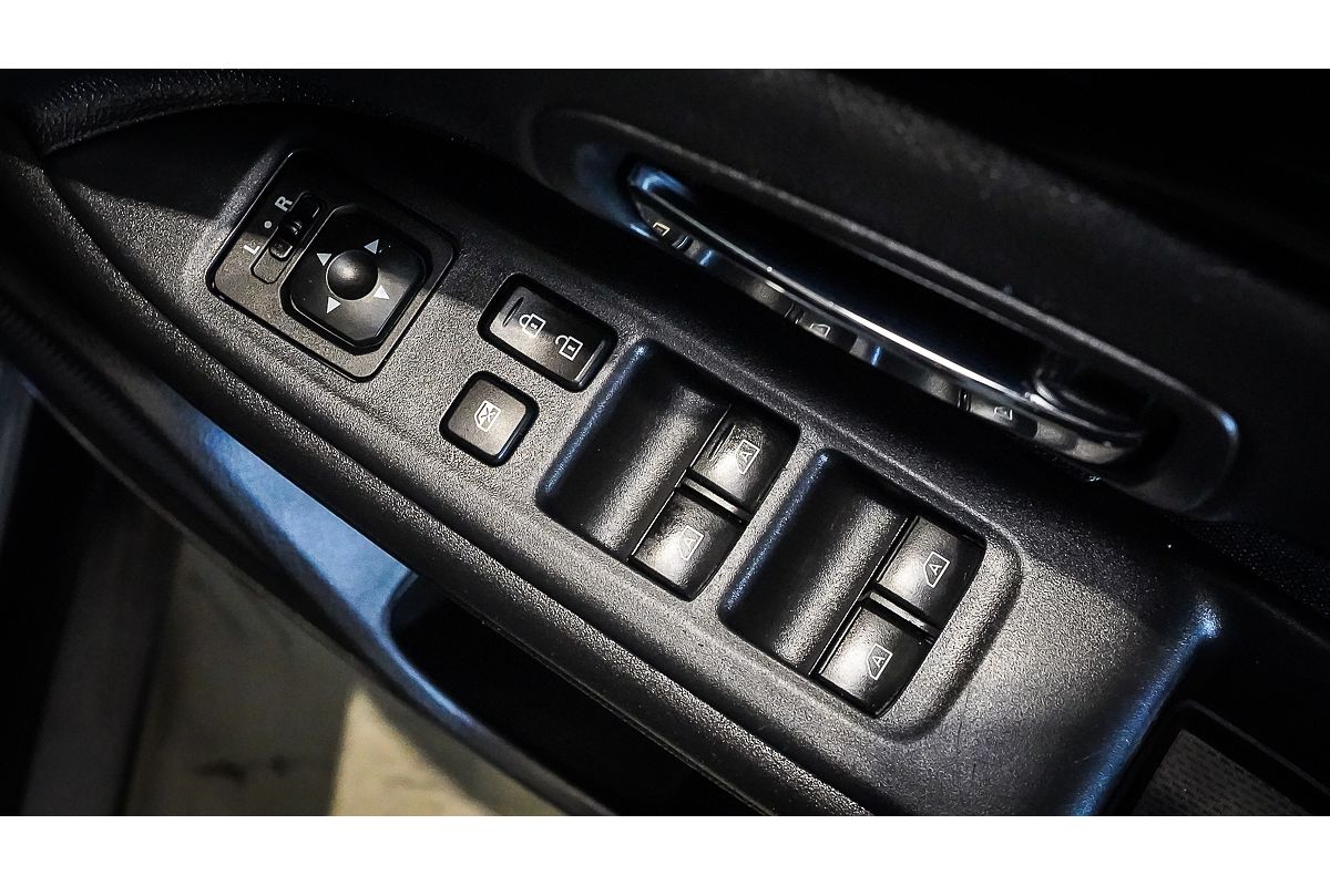 2020 Mitsubishi Outlander LS ZL