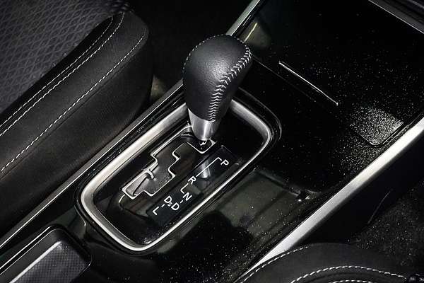 2020 Mitsubishi Outlander LS ZL