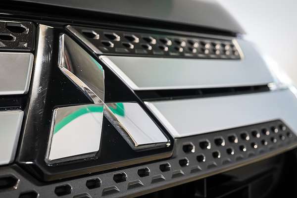 2020 Mitsubishi Outlander LS ZL