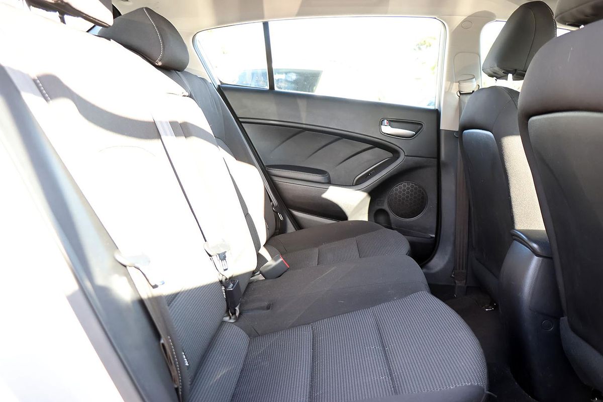 2017 Kia Cerato S YD