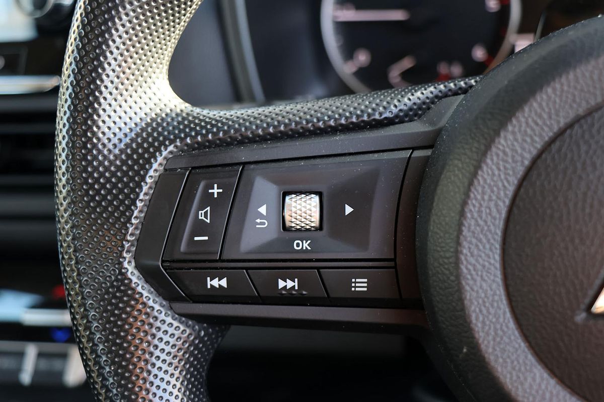 2024 Mitsubishi Triton GLX MV 4X4