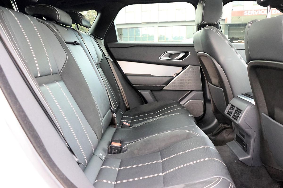2019 Land Rover Range Rover Velar P250 R-Dynamic SE L560