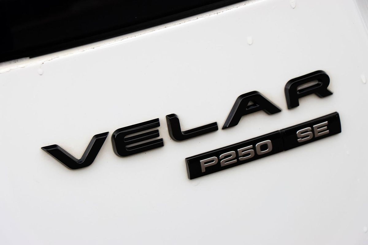 2019 Land Rover Range Rover Velar P250 R-Dynamic SE L560