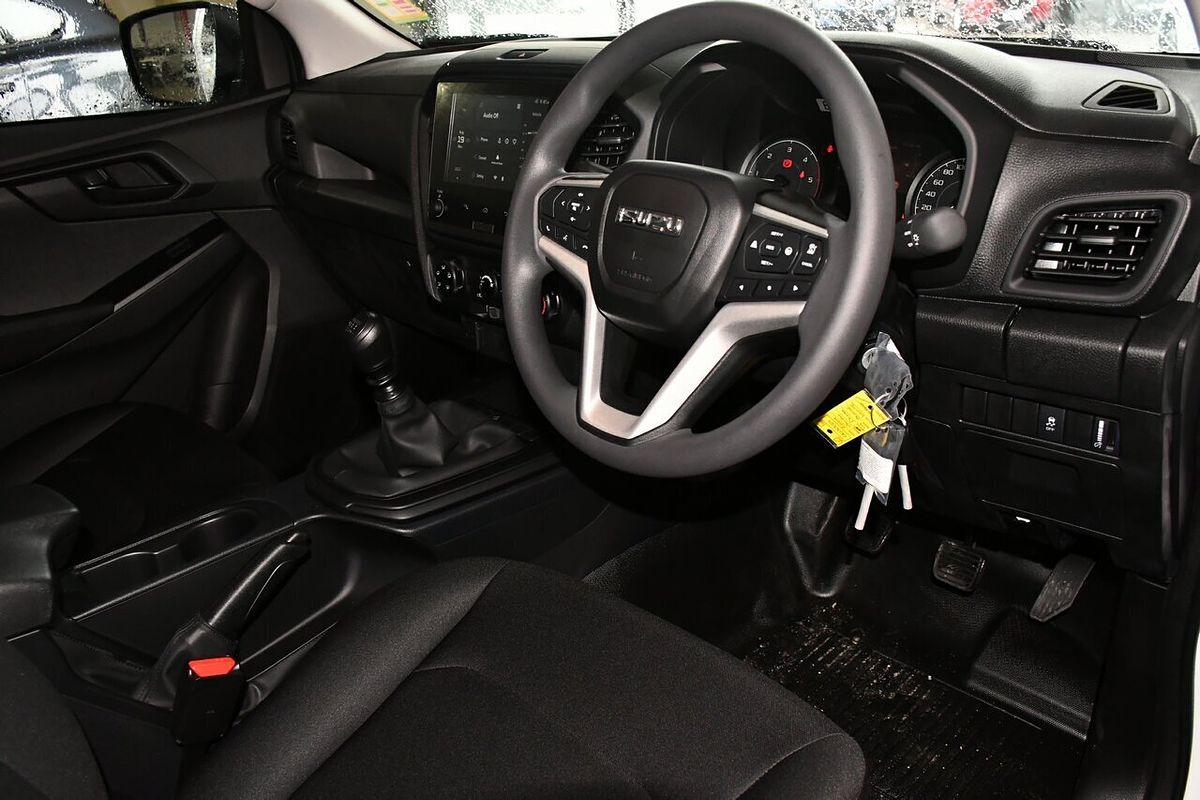 2025 Isuzu D-MAX SX High Ride Rear Wheel Drive