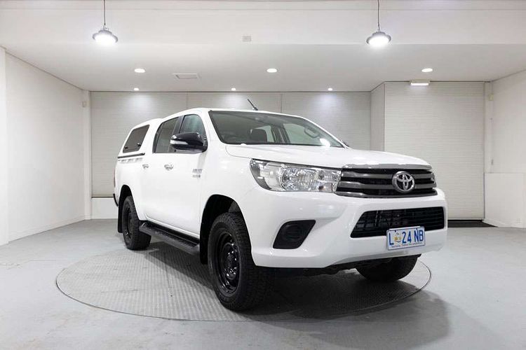 2016 Toyota Hilux SR GUN126R 4X4