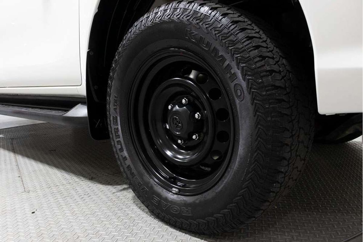 2016 Toyota Hilux SR GUN126R 4X4