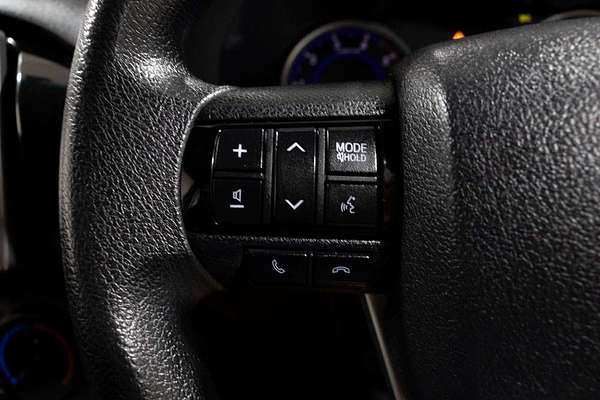 2016 Toyota Hilux SR GUN126R 4X4