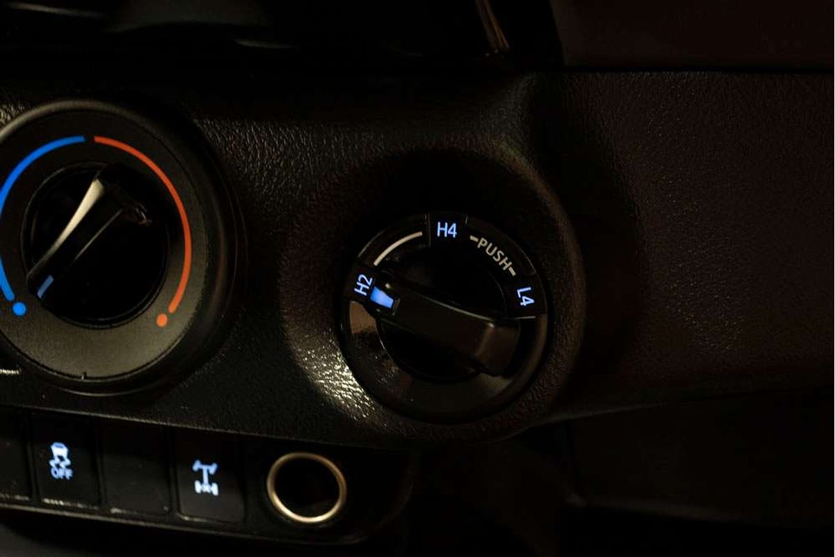2016 Toyota Hilux SR GUN126R 4X4