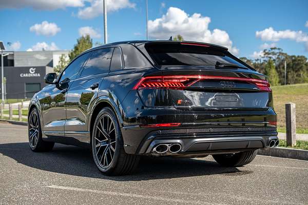 2023 Audi SQ8 TFSI F1