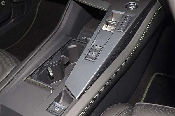 2025 Peugeot 408 GT Premium Hybrid P54