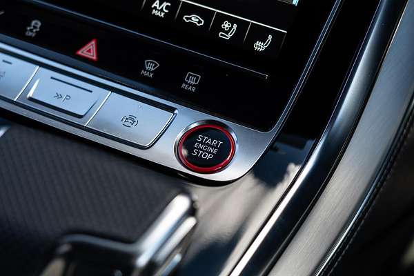 2023 Audi SQ8 TFSI F1